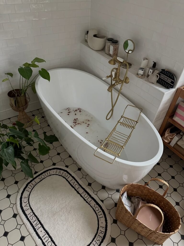 bathroom plants decoration idea