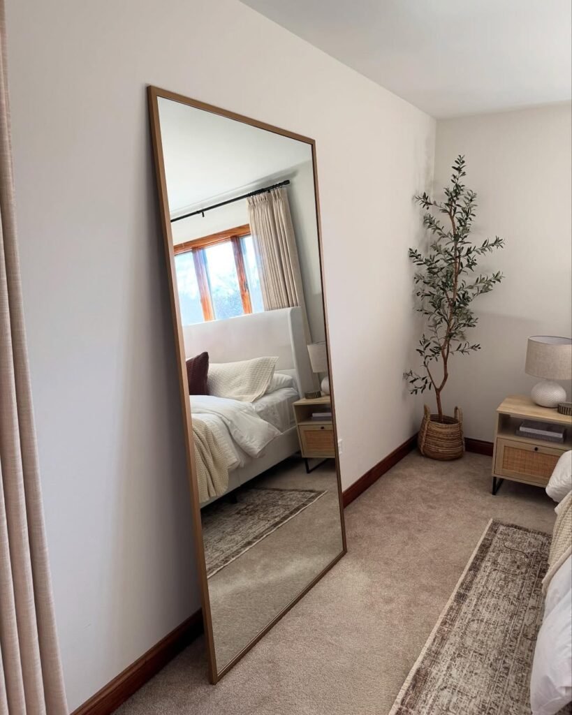 cozy bedroom mirror decor ideas